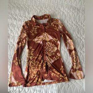 #14 Silky ruched front “Versace” pattern blouse. Size S